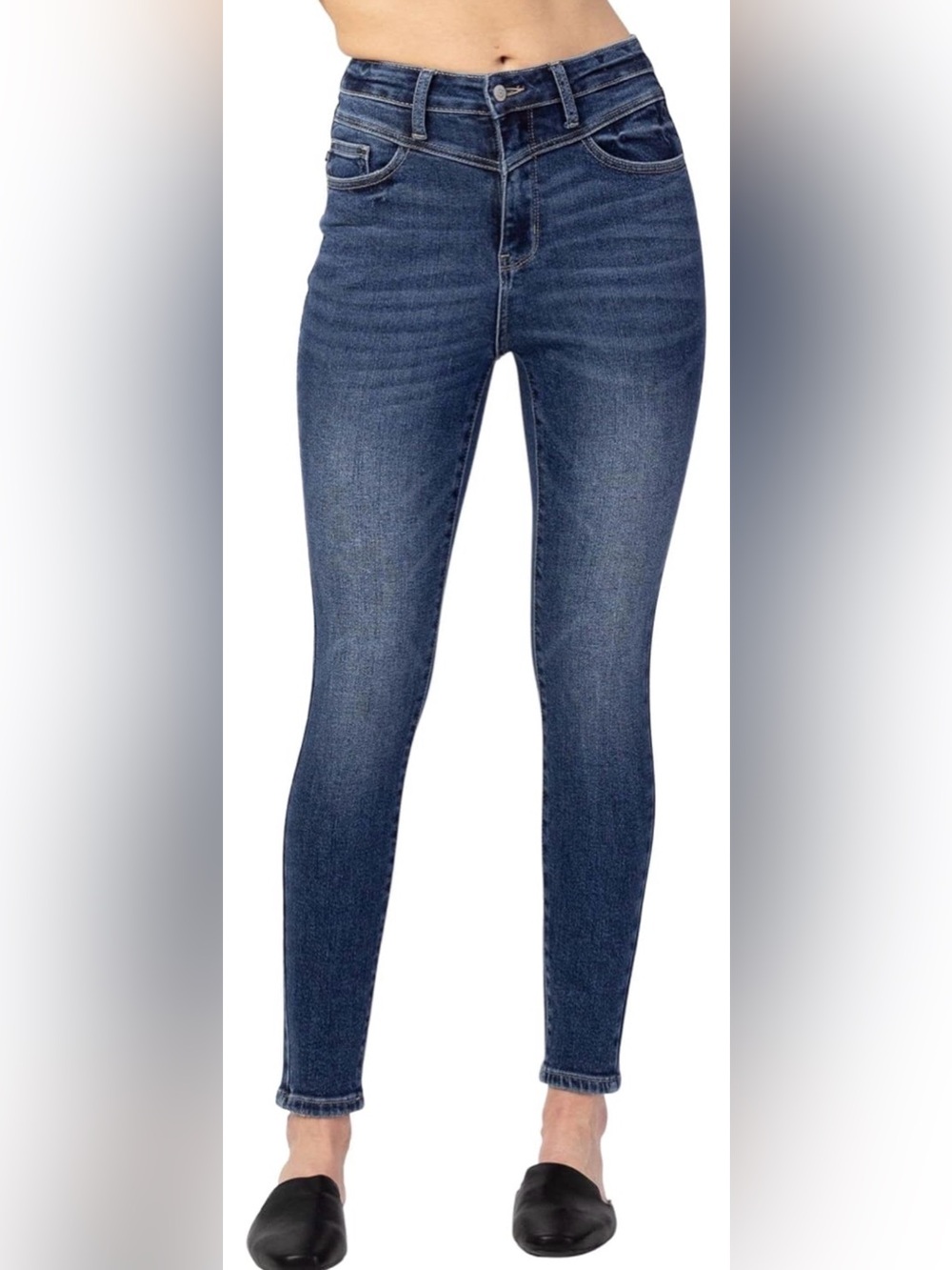 Judy Blue High-Rise Yoked Skinny Jeans in Dark Wash Blue